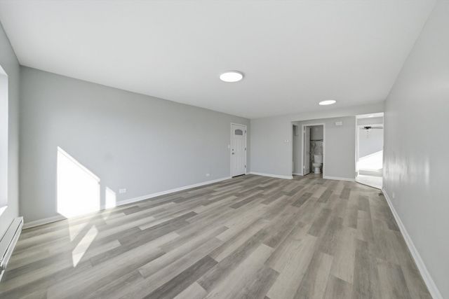 3243 S 49th Avenue 103, Cicero, IL 60804