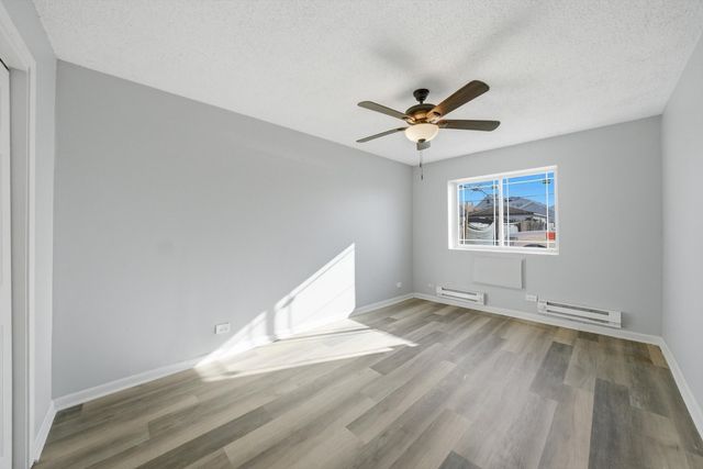 3243 S 49th Avenue 103, Cicero, IL 60804