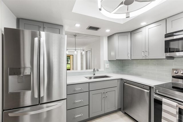 13626 GREENFIELD DRIVE 109, Tampa, FL 33618