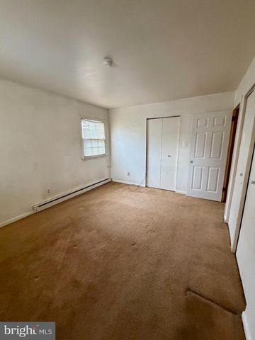 3 QUEENS WAY, Newark, DE 19713