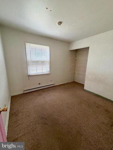 3 QUEENS WAY, Newark, DE 19713