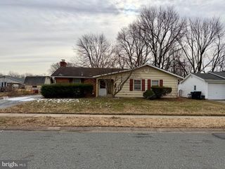 3 QUEENS WAY, Newark, DE 19713
