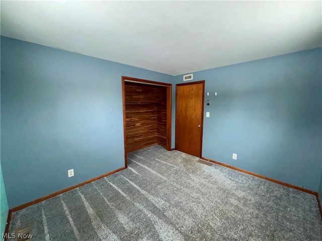 470 Nel Da Mar Drive, New Concord, OH 43762