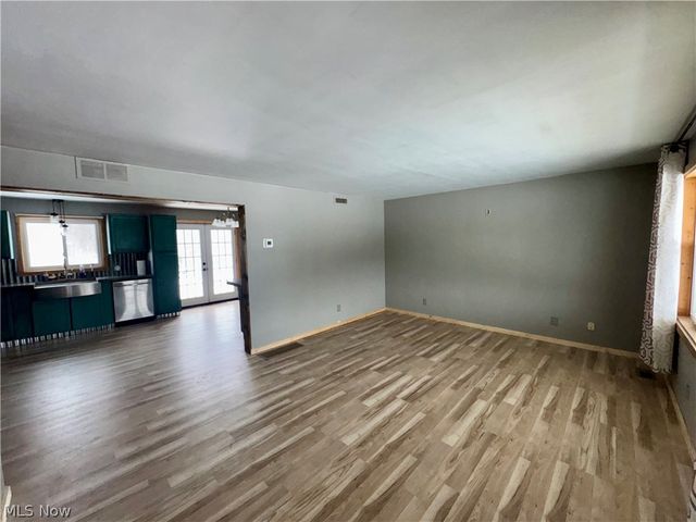 470 Nel Da Mar Drive, New Concord, OH 43762