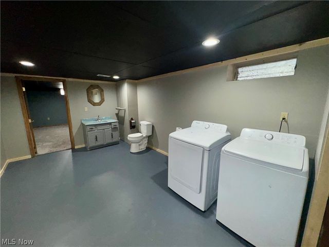 470 Nel Da Mar Drive, New Concord, OH 43762