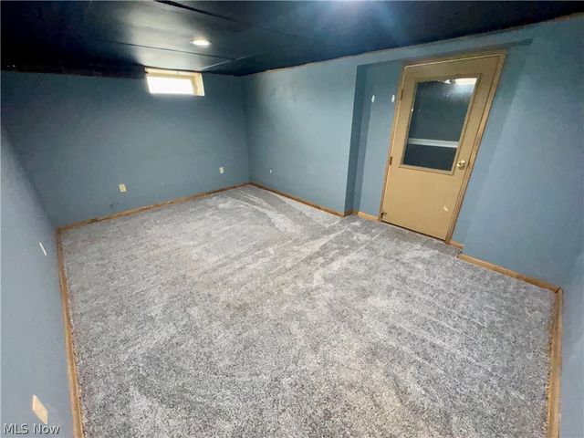 470 Nel Da Mar Drive, New Concord, OH 43762