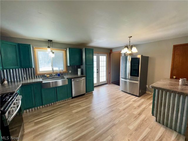 470 Nel Da Mar Drive, New Concord, OH 43762