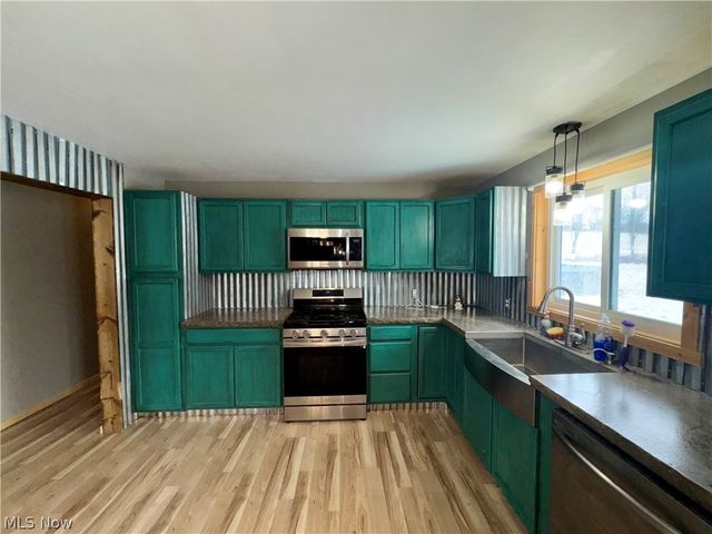 470 Nel Da Mar Drive, New Concord, OH 43762