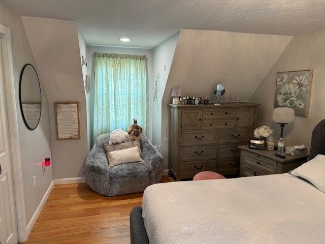 11 Woodside Avenue, Cumberland, RI 02864