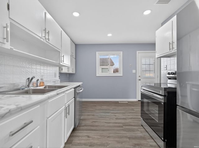 4002 Enola Court, Fort Wayne, IN 46809