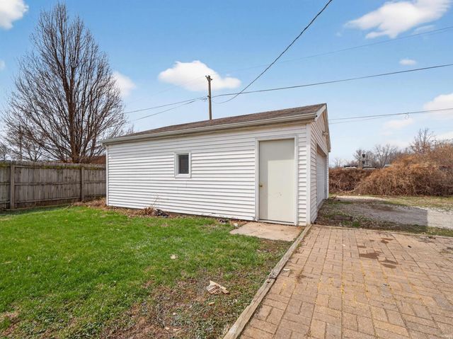 4002 Enola Court, Fort Wayne, IN 46809