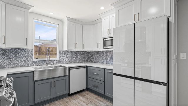 885 Givens, San Diego, CA 92154