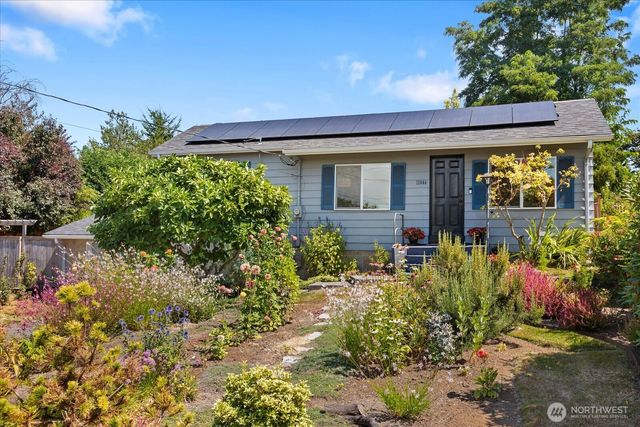 11044 26th Avenue SW, Seattle, WA 98146
