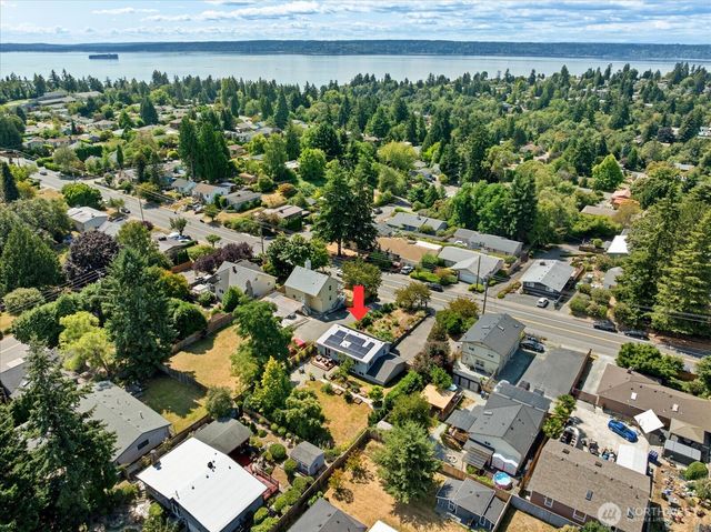 11044 26th Avenue SW, Seattle, WA 98146