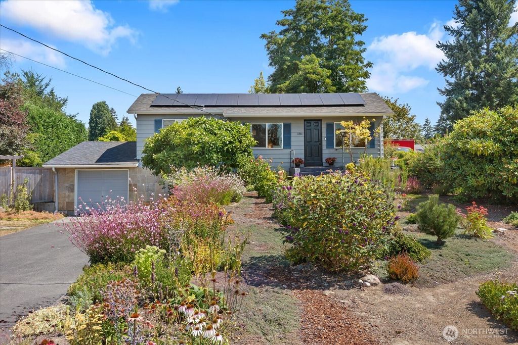 11044 26th Avenue SW, Seattle, WA 98146