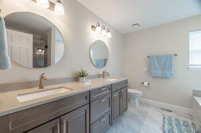 4114 Stafford Woods Court, St Charles, MO 63304