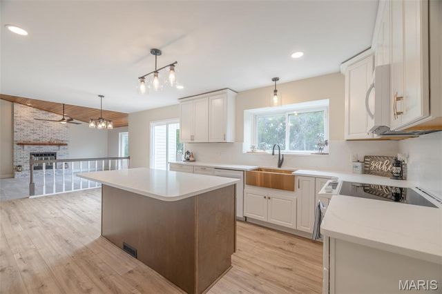 4114 Stafford Woods Court, St Charles, MO 63304