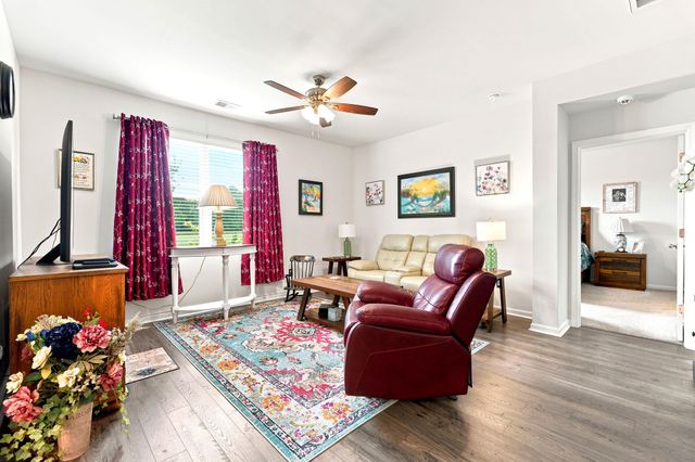 143 Marauder Dr., Longs, SC 29568