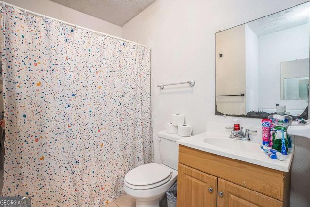 394 Burr Oak Court, Lawrenceville, GA 30046