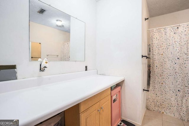 394 Burr Oak Court, Lawrenceville, GA 30046