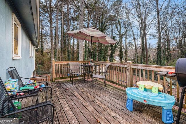 394 Burr Oak Court, Lawrenceville, GA 30046