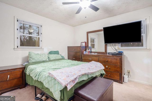 394 Burr Oak Court, Lawrenceville, GA 30046