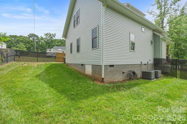 2029 Bost Street, Lincolnton, NC 28092