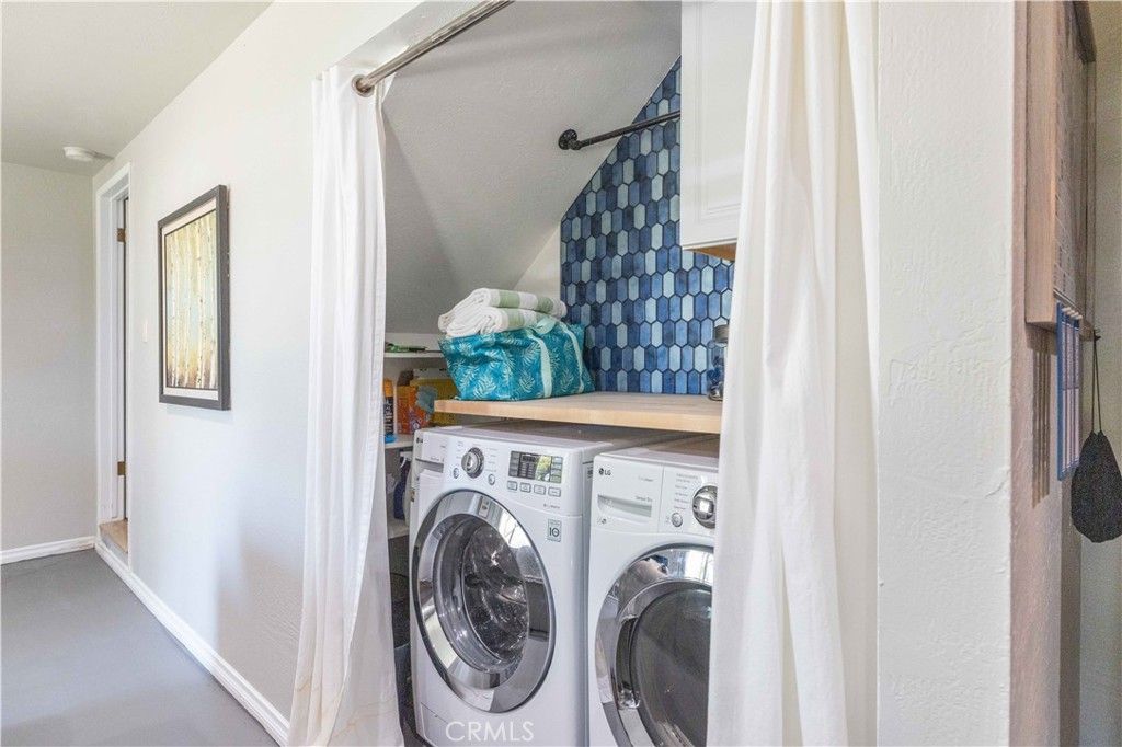 Image 32 of property listing at 27482 Matterhorn, Lake Arrowhead, CA 92352