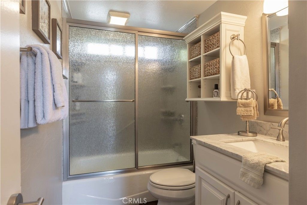 Image 33 of property listing at 27482 Matterhorn, Lake Arrowhead, CA 92352