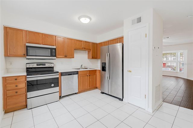 13538 EMBASSY PARK COURT 44A2, Dade City, FL 33525