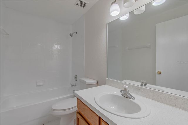 13538 EMBASSY PARK COURT 44A2, Dade City, FL 33525
