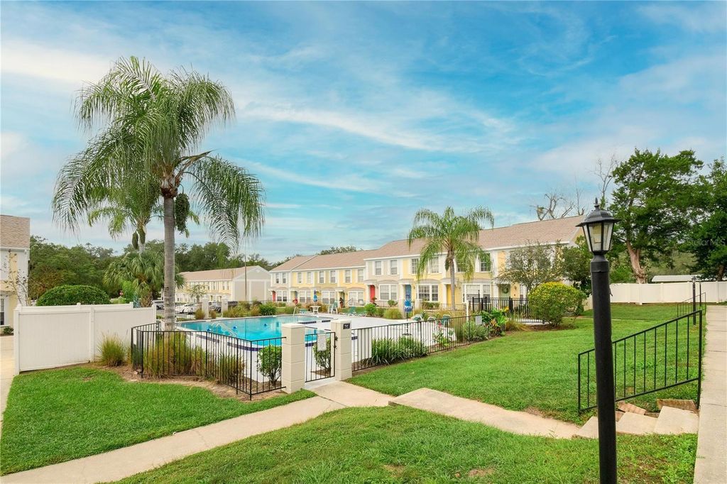 13538 EMBASSY PARK COURT 44A2, Dade City, FL 33525