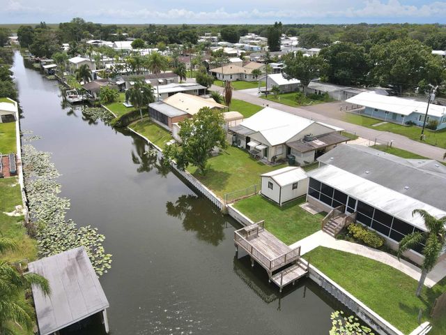 1081 6th St, Okeechobee, FL 34974