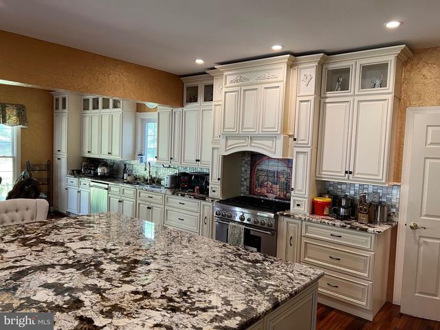 3911 ARBOR CREST WAY, Rockville, MD 20853