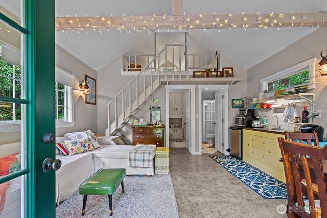 8343 Glenwood Road SW, Port Orchard, WA 98367