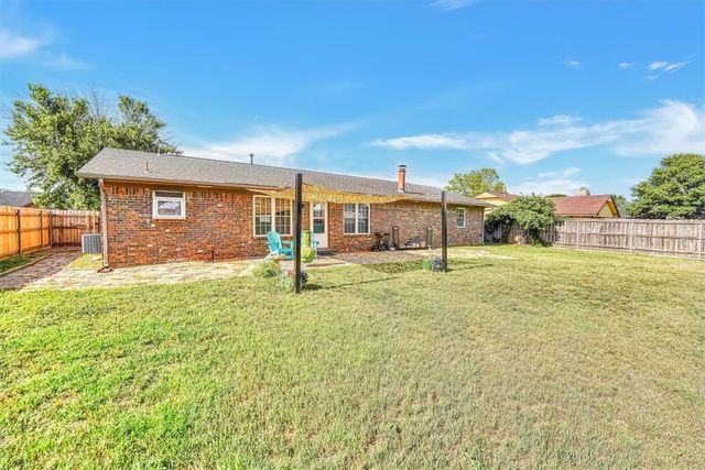 224 N Quail Run, Altus, OK 73521