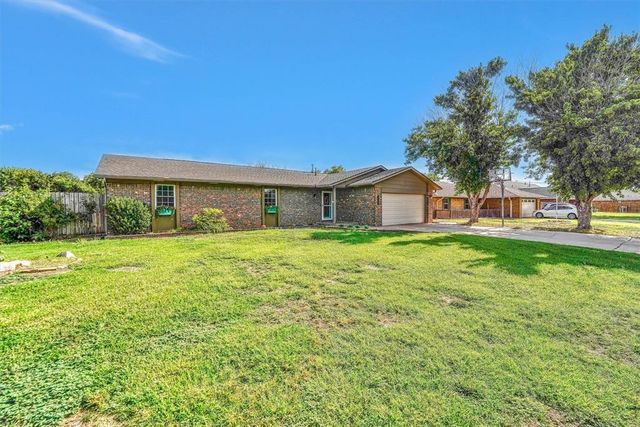 224 N Quail Run, Altus, OK 73521