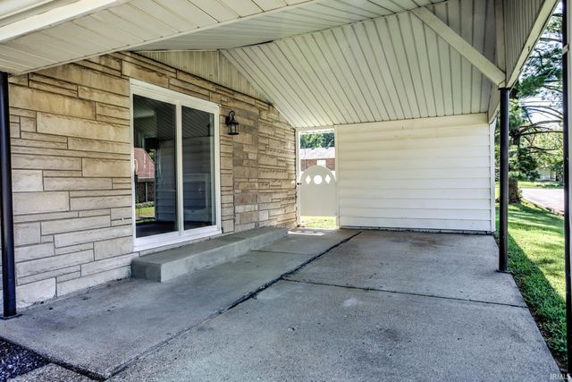 118 W Mill Road, Evansville, IN 47710