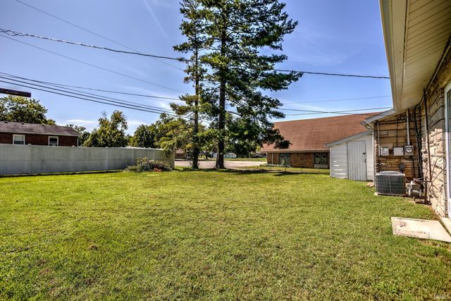 118 W Mill Road, Evansville, IN 47710