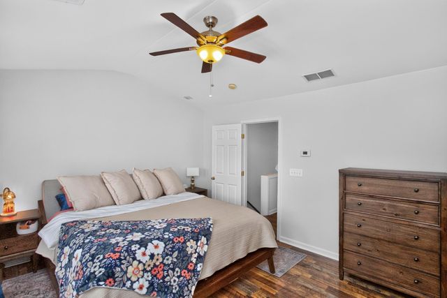 7252 Highway 70 S Apt 1501, Nashville, TN 37221