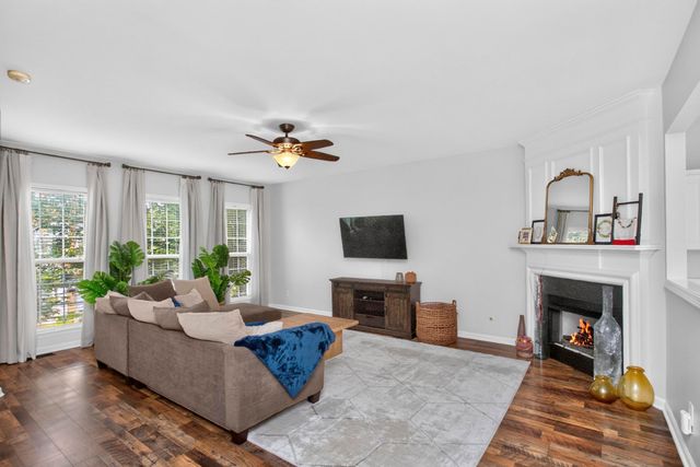 7252 Highway 70 S Apt 1501, Nashville, TN 37221