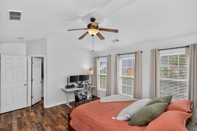 7252 Highway 70 S Apt 1501, Nashville, TN 37221