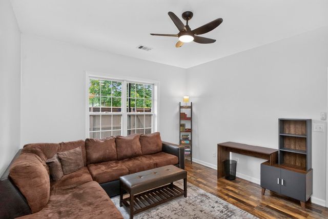 7252 Highway 70 S Apt 1501, Nashville, TN 37221
