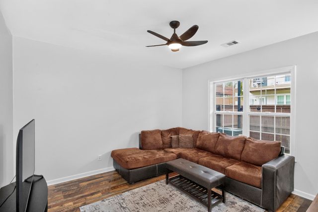 7252 Highway 70 S Apt 1501, Nashville, TN 37221