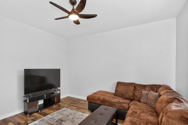 7252 Highway 70 S Apt 1501, Nashville, TN 37221