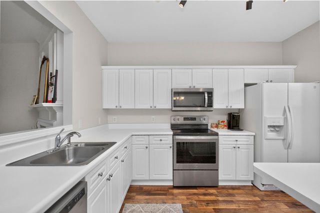 7252 Highway 70 S Apt 1501, Nashville, TN 37221
