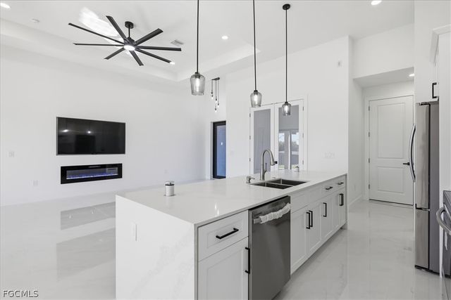 3205 Andalusia BLVD, Cape Coral, FL 33909