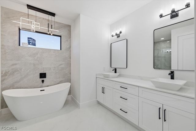 3205 Andalusia BLVD, Cape Coral, FL 33909