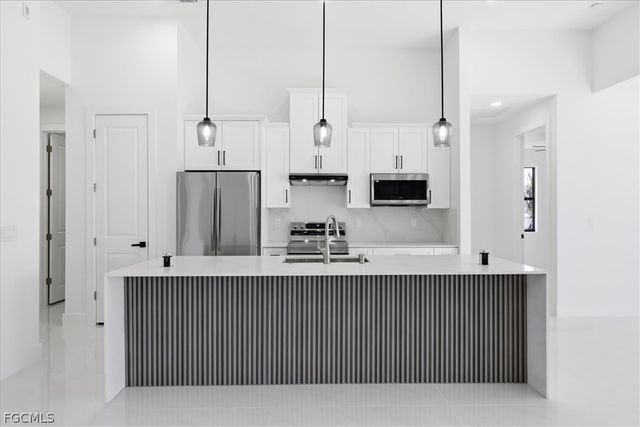 3205 Andalusia BLVD, Cape Coral, FL 33909