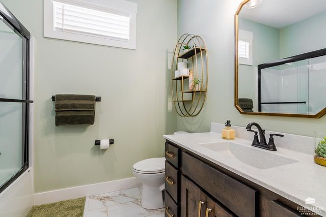 813 Waxwing Drive, Manhattan, KS 66502